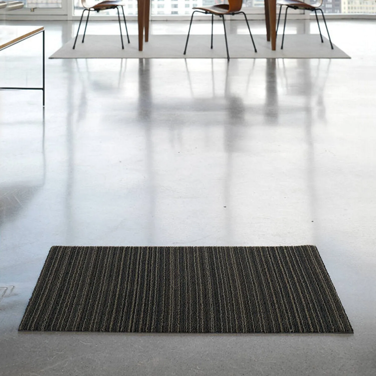 chilewich | large doormat 61x91cm (24x36") | skinny stripe steel