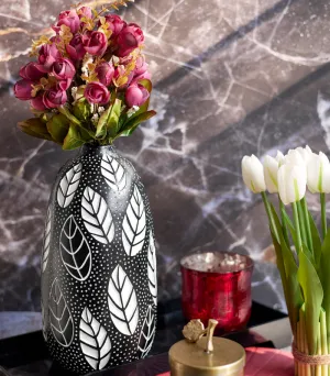 Etched Leaf Vase Black