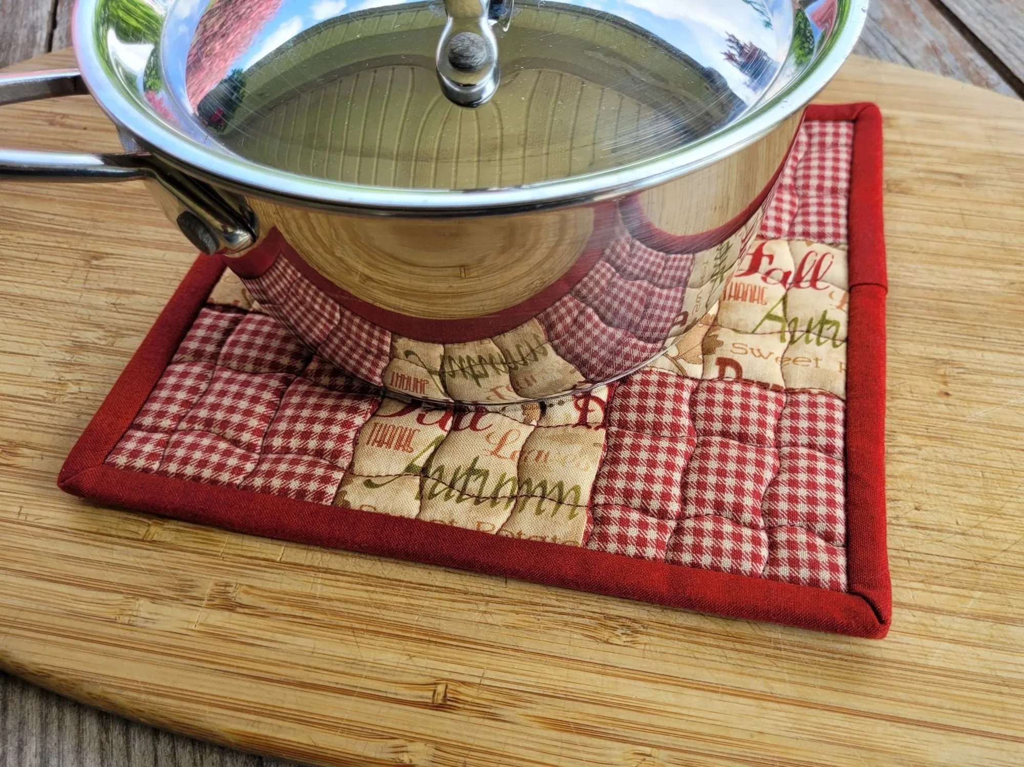 Red Gingham Potholders in Thanksgiving & Harvest Theme Fabrics