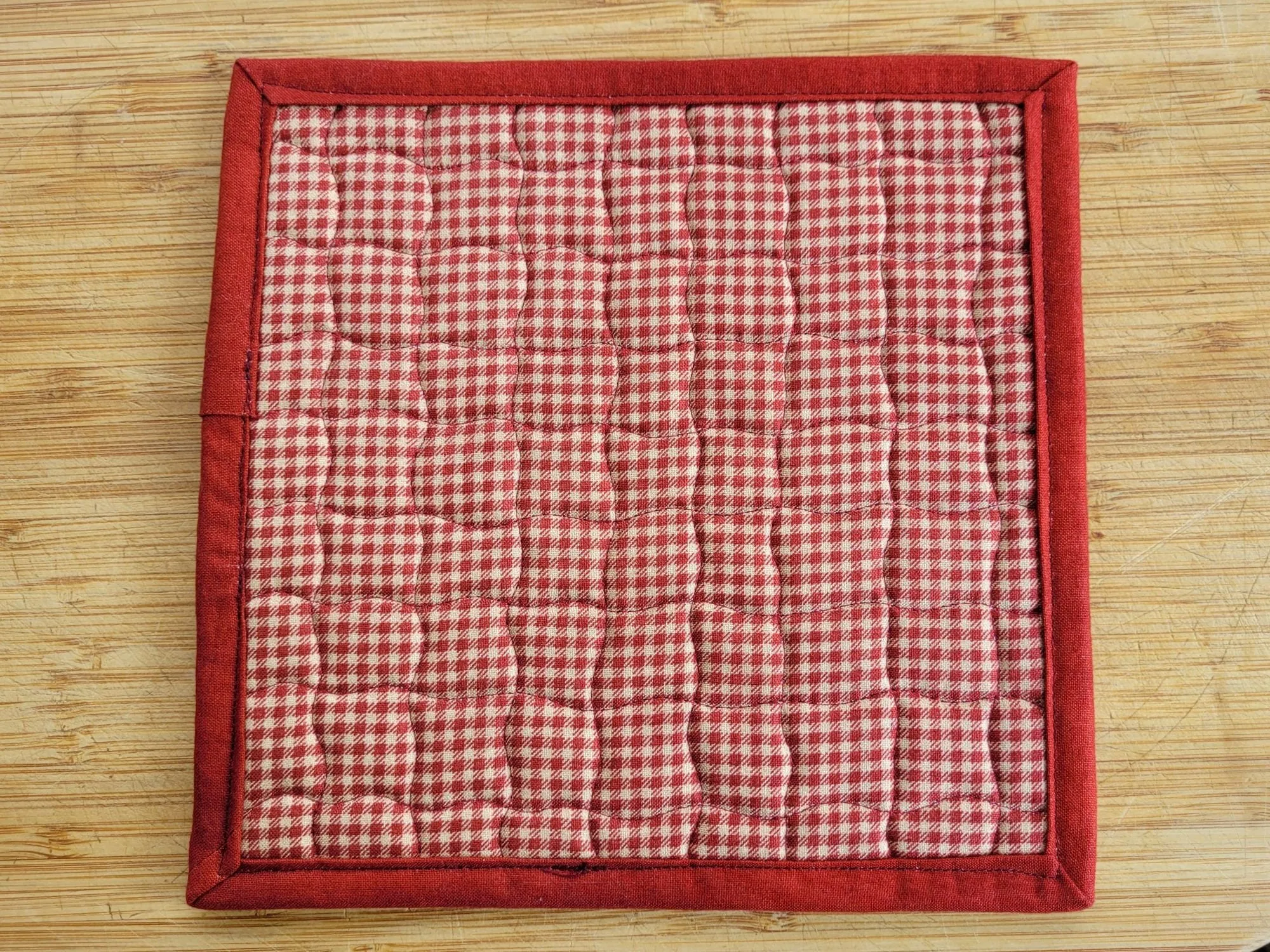 Red Gingham Potholders in Thanksgiving & Harvest Theme Fabrics