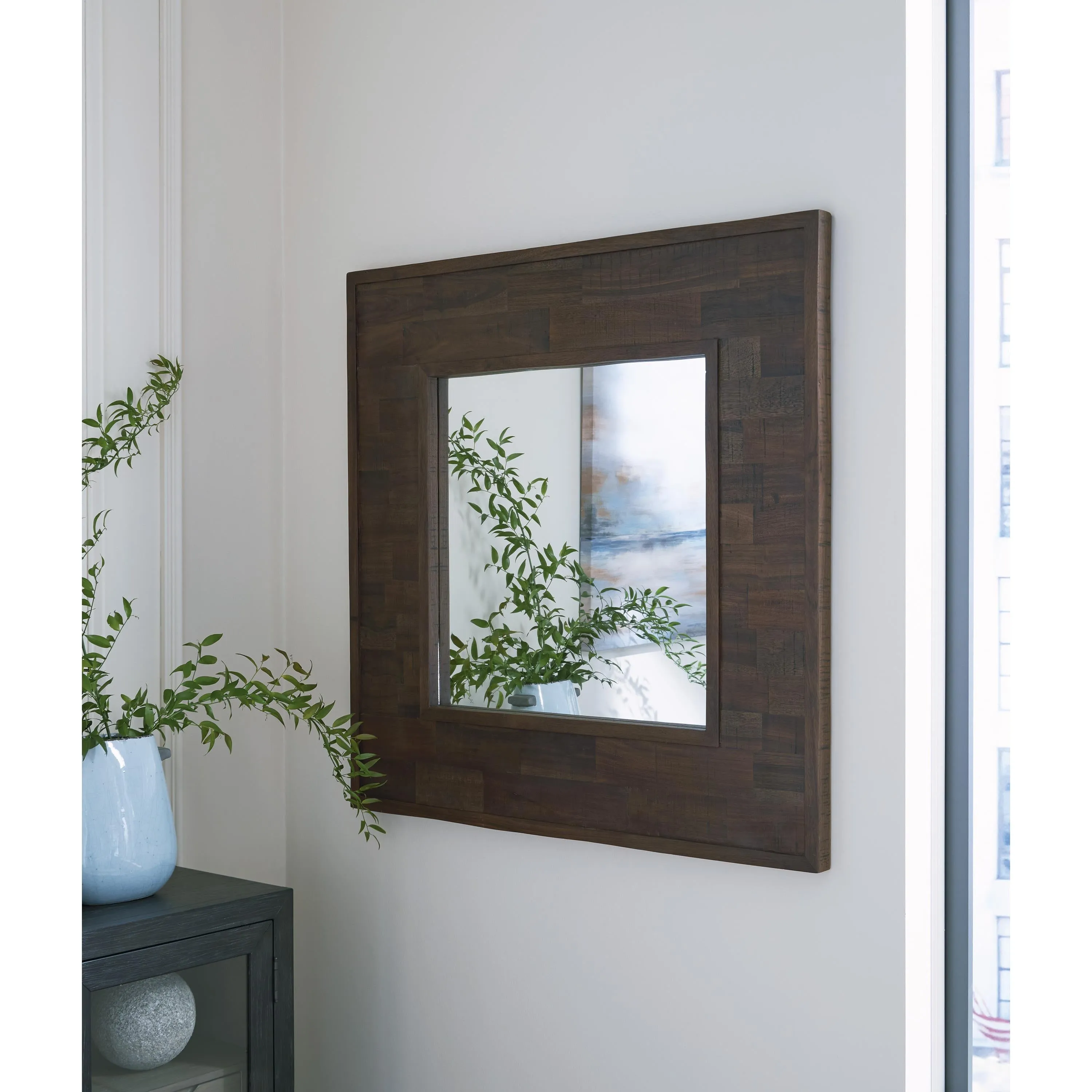 Signature Design by Ashley Hensington Wall Mirror A8010359